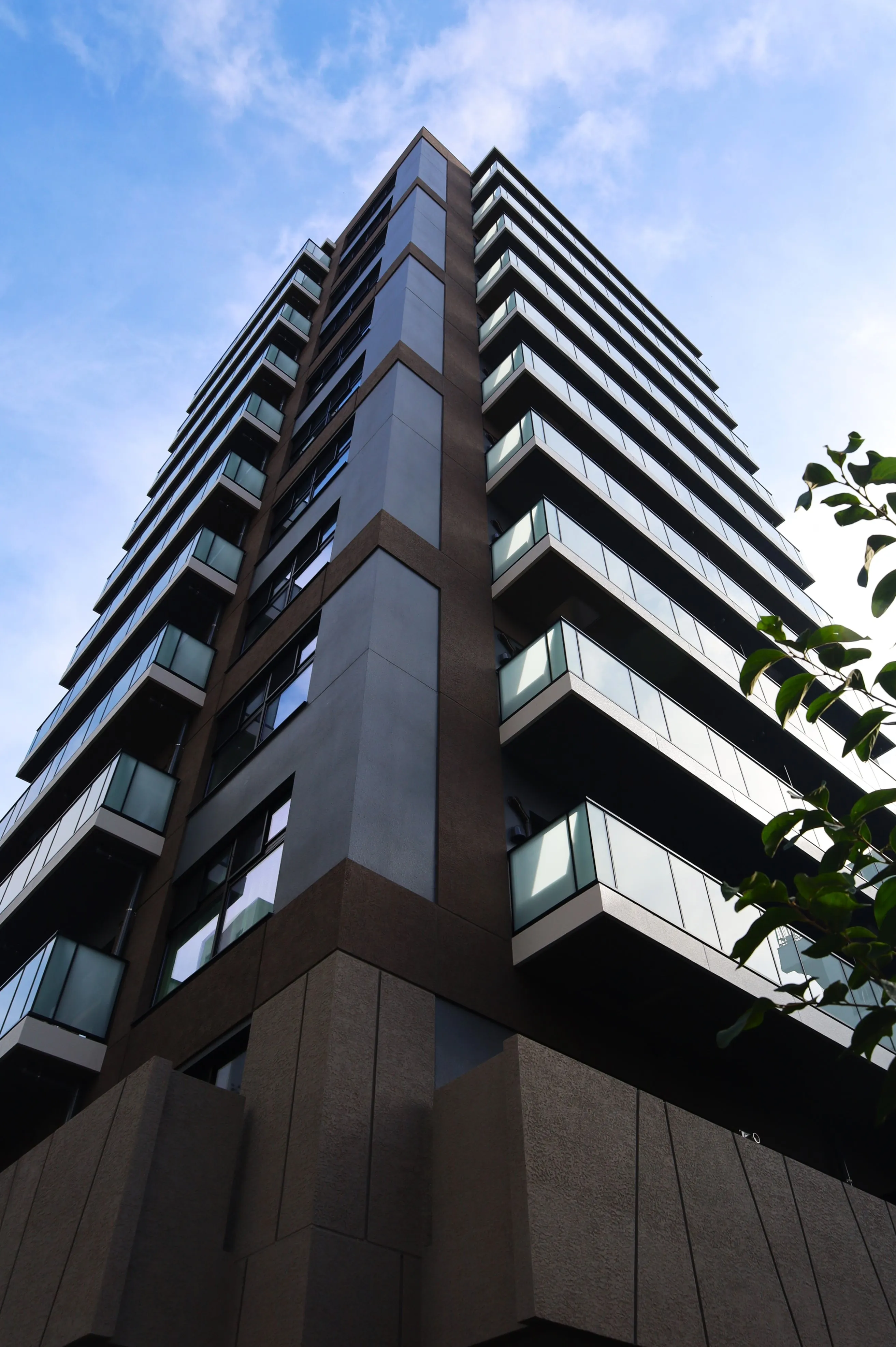 RIVER-WALK CROSSING　様